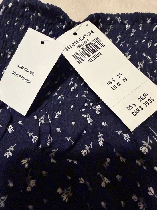 Hollister Ultra High Rise Floral Skirt M - Picture 2 of 5